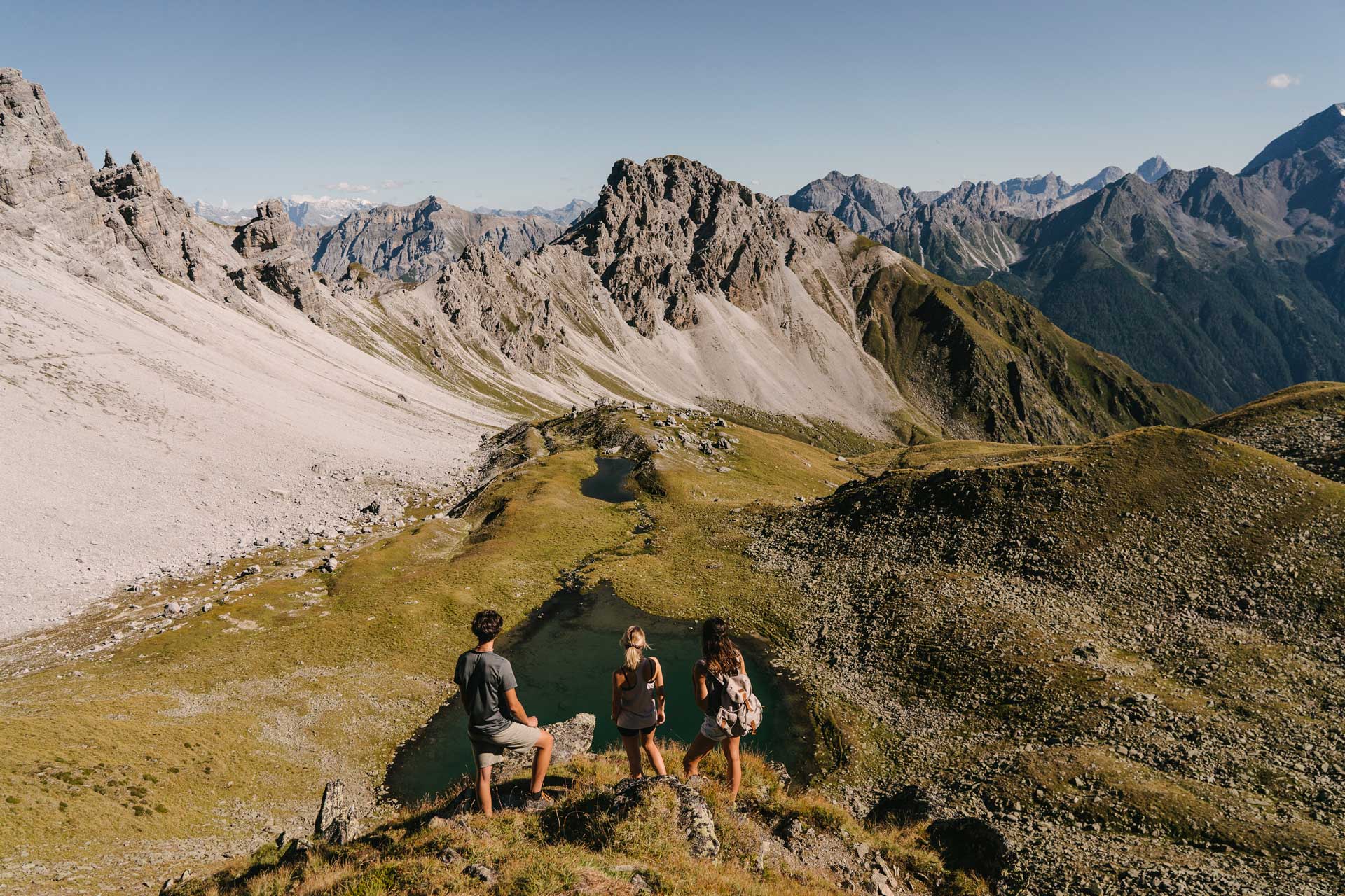 Hotel-Brunnenhof-Stubai-Sommer-Bergsee